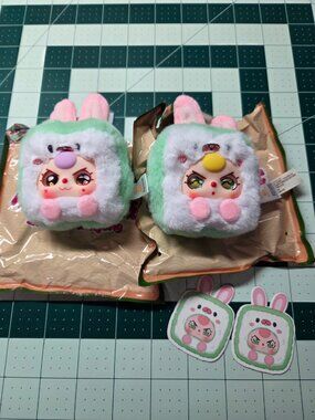 Baby three BB3 mahjong set of 2 bunnies with special eyes!